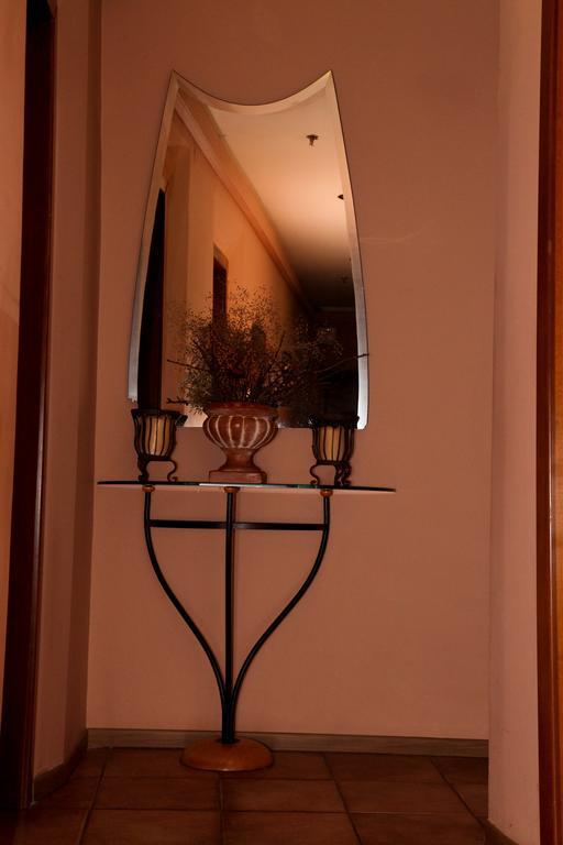 Paris Hotel Ksanti Zewnętrze zdjęcie