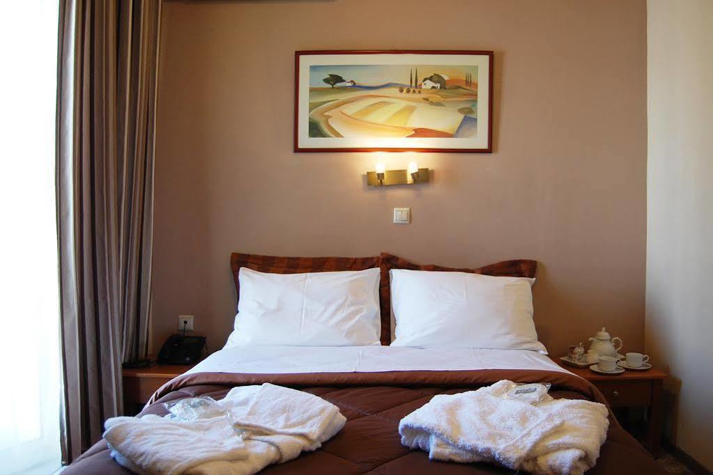 Paris Hotel Ksanti Zewnętrze zdjęcie